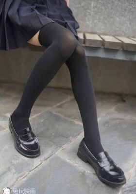美丽的小蜜桃4春潮_720电影完整版